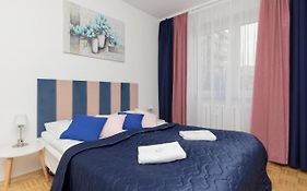 Family Apartment Bogatynska Bemowo By Noclegi Renters