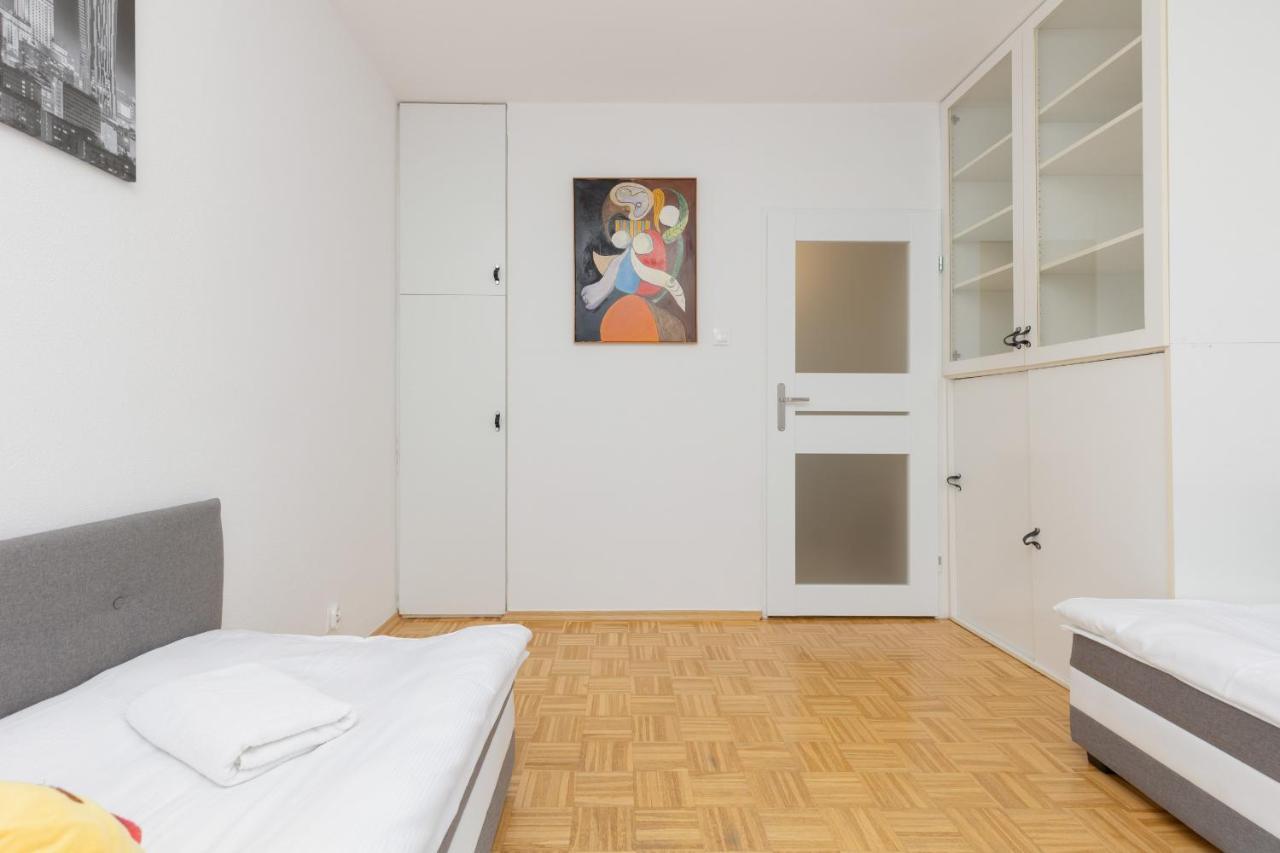 Family Apartment Bogatynska Bemowo By Noclegi Renters Warszawa Zewnętrze zdjęcie